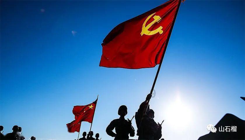 湖南一座大桥全程没桥墩，被载入史册，设计师仅初中毕业